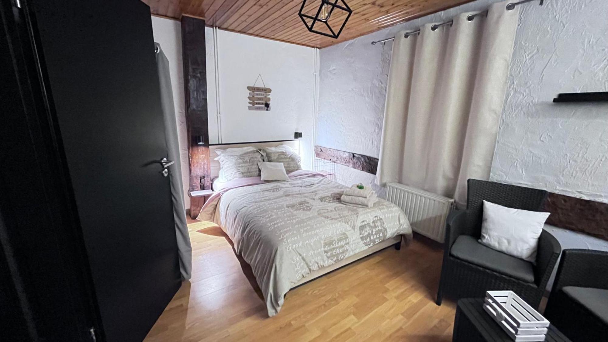 로슈포르 Chez Bene B&B 외부 사진